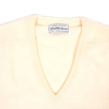 Load image into Gallery viewer, Saks 5th Avenue Cashmere V-Neck Sweater Size Small
