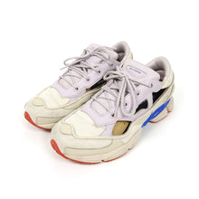 Load image into Gallery viewer, Raf Simons x Adidas Ozweego Size 11
