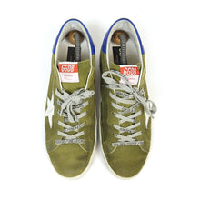 Load image into Gallery viewer, Golden Goose Sneakers Size 42
