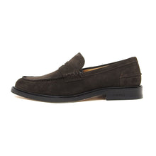 Load image into Gallery viewer, Vinnys Suede Loafers Size 40
