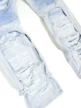 Load image into Gallery viewer, 032C Destroyed Jeans Size 34
