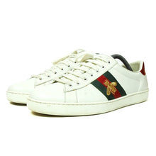 Load image into Gallery viewer, Gucci Low Top Embroidered Bee Sneakers Size 9.5
