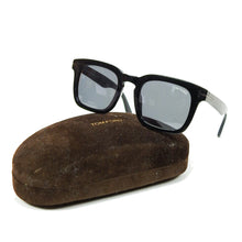 Load image into Gallery viewer, Tom Ford Dax Sunglasses
