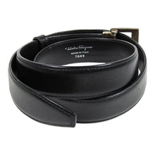 Load image into Gallery viewer, Salvatore Ferragamo Leather Belt Size 80
