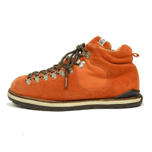 Load image into Gallery viewer, Visvim Hiking Boots Size 9
