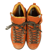 Load image into Gallery viewer, Visvim Hiking Boots Size 9
