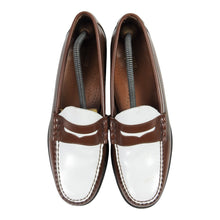 Load image into Gallery viewer, Bass Weejun Penny Loafers Size 12
