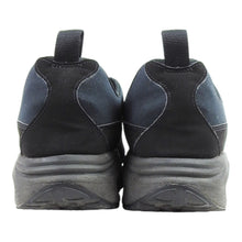 Load image into Gallery viewer, Comme Des Garçons x Nike Sneakers Size 11
