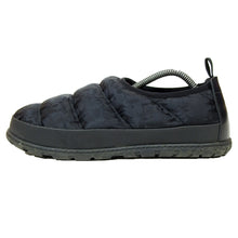 Load image into Gallery viewer, Dior Puffer Slippers Size 43
