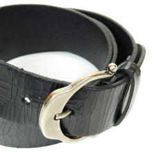 Load image into Gallery viewer, Saint Laurent Paris Cracked Leather Belt

