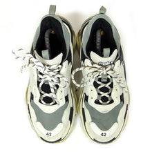 Load image into Gallery viewer, Balenciaga Triple S Sneakers Size 42
