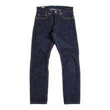 Load image into Gallery viewer, Momotaro Selvedge Jeans Size 31
