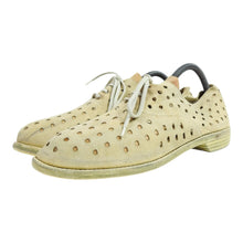Load image into Gallery viewer, Guidi Perforated Leather Shoes Size 40

