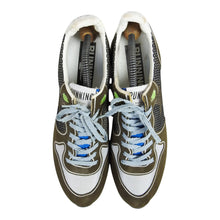 Load image into Gallery viewer, Golden Goose Sneakers Size 44
