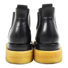 Load image into Gallery viewer, Bottega Veneta Chelsea Boots Size 42
