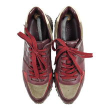 Load image into Gallery viewer, Louis Vuitton Sneakers Size 9
