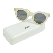 Load image into Gallery viewer, Sun Buddies Sunglasses
