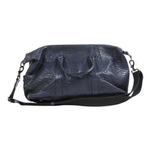 Load image into Gallery viewer, Mulberry Pebbled Leather Duffle Bag
