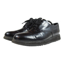 Load image into Gallery viewer, Prada Leather Shoes Size 9
