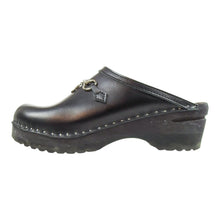 Load image into Gallery viewer, Needles by Troentorp Leather Clogs Size 43
