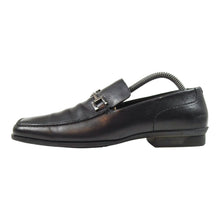 Load image into Gallery viewer, Gucci Square Toe Loafers Size 9.5
