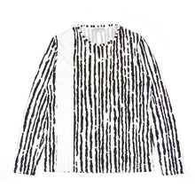 Load image into Gallery viewer, Balenciaga Black &amp; White Pattern Longsleeve Tee Size XS
