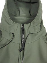 Load image into Gallery viewer, CP Company CP Shell-R Hooded Jacket Size 48
