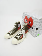 Load image into Gallery viewer, CDG Play x Converse Chuck 70s High Size 9
