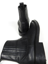 Load image into Gallery viewer, Balenciaga Chelsea Boots Size 43
