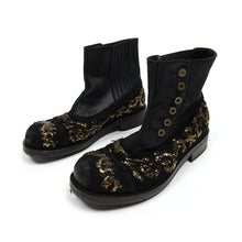 Load image into Gallery viewer, Dolce &amp; Gabbana FW&#39;12/13 Runway Velvet/Leather Baroque Boot Size UK6 (US7)
