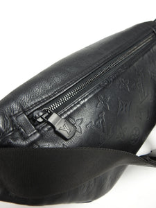 Louis Vuitton Black Leather Discovery Bumbag