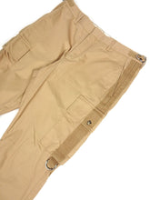 Load image into Gallery viewer, Burberry Cargo Pants Size 48
