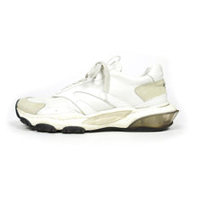 Load image into Gallery viewer, Valentino Sneakers Size 43
