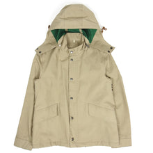 Load image into Gallery viewer, Burberry Britain Raincoat Size Medium
