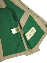 Load image into Gallery viewer, Burberry Britain Raincoat Size Medium
