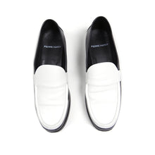 Load image into Gallery viewer, Pierre Hardy Black/White Loafers Size 42
