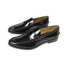 Load image into Gallery viewer, Prada Patent Leather Loafers Size 11
