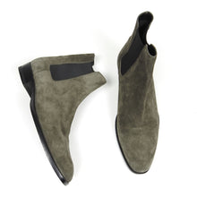 Load image into Gallery viewer, Saint Laurent Paris Wyatt Chelsea Boots Size 43
