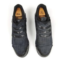 Load image into Gallery viewer, Yohji Yamamoto x Adidas AW2002 Sneaker Size 12.5
