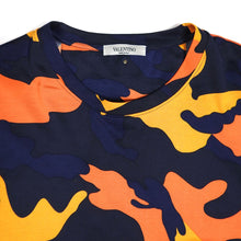 Load image into Gallery viewer, Valentino Orange/Navy Camo T-Shirt Size Large
