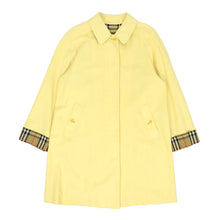 Load image into Gallery viewer, Burberrys Vintage Yellow Trench Coat Fits a Medium
