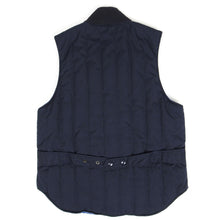 Load image into Gallery viewer, Engineered Garments Padded Vest Size Medium
