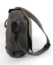 Load image into Gallery viewer, Marsell Dark Walnut Brown Leather Messenger Computer Bag
