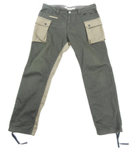 Load image into Gallery viewer, White Mountaineering 2015 AW Olive Green Cargo Trousers
