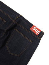 Load image into Gallery viewer, Supreme New York Denim Size 36
